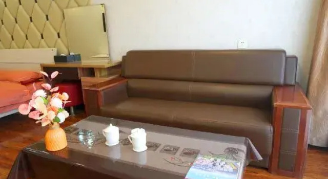 Кровать в общем номере (женский номер) Balinshi Theme Hotel