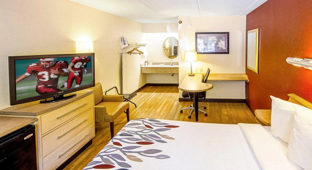 Номер Superior Red Roof Inn Utica