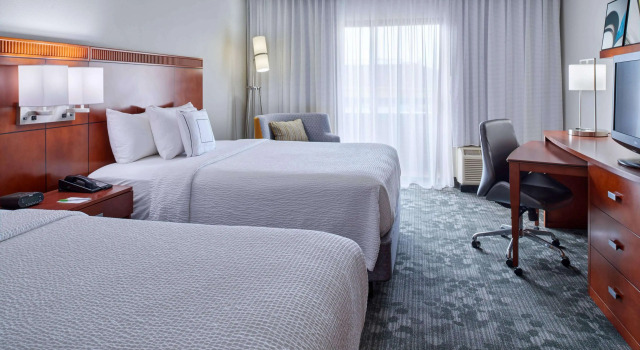 Четырёхместный номер Deluxe Sonesta Select Indianapolis Carmel