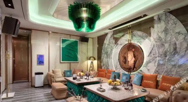 Forum Hotel Hunan, Book Hotel Fu Rong Changsha, near Jintai Square Station