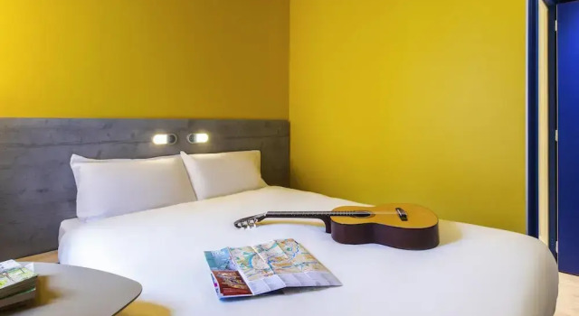 Двухместный номер Deluxe Ibis Budget Strasbourg Centre Republique
