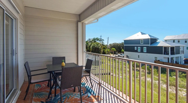 Номер Standard .2 Miles From Beach, Bright and Modern Townhome, 3bd, 3bth