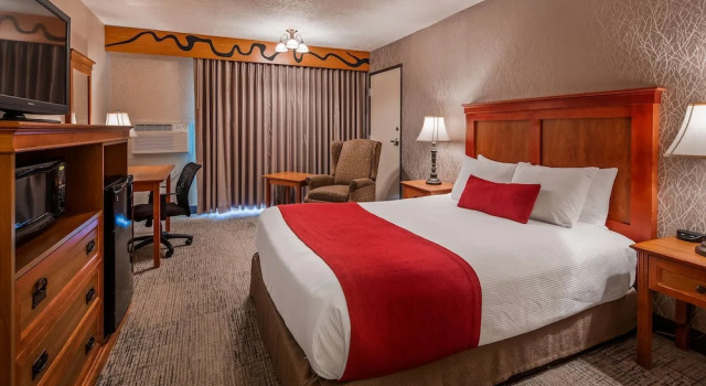 Двухместный номер Standard с балконом и с красивым видом из окна Best Western Plus Rivershore Hotel