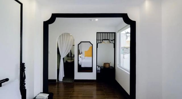The Fancy House