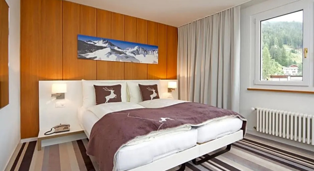 Двухместный номер Standard Hotel National by Mountain Hotels