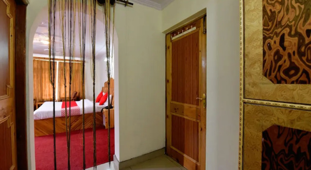 OYO 13232 Red Rose Cottage