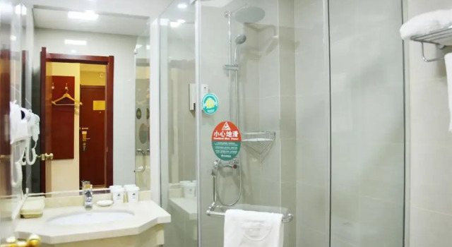 Номер Superior GreenTree Inn Taizhou Taixing East Guoqing Road RT Mart Business Hotel