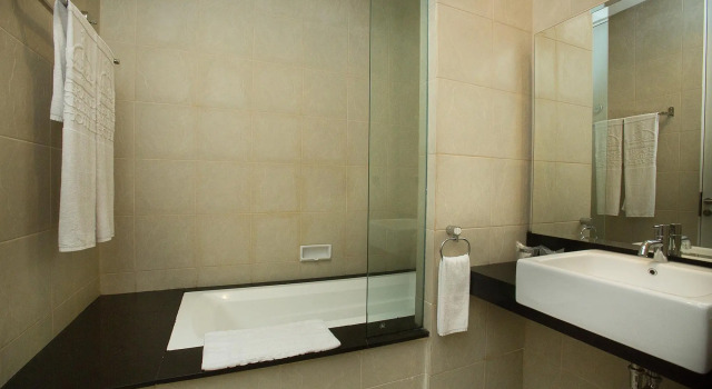 Номер Deluxe Grand Kecubung Hotel