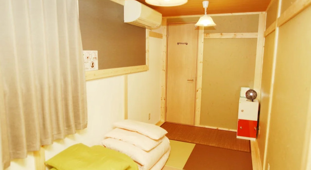 Семейный номер Standard с балконом G'inns guest house - Hostel