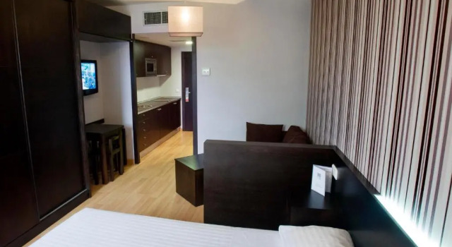 Семейная студия Zenit Aparthotel Hall 88