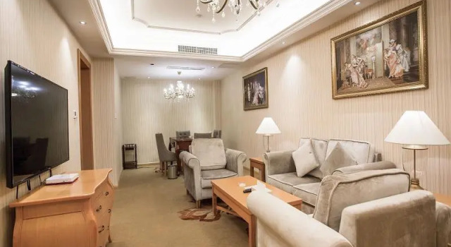Люкс Vienna International Hotel Guizhou Wengan Qilong Binfen Moer City