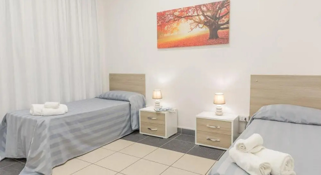 Casa per Ferie Don Orione Palermo, Book Guesthouse Hotels in Sicily with Parking, Parking