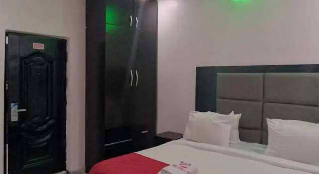 Regional Hotel Benin, Prenota Hotel Benin City Ikpoba-Okha