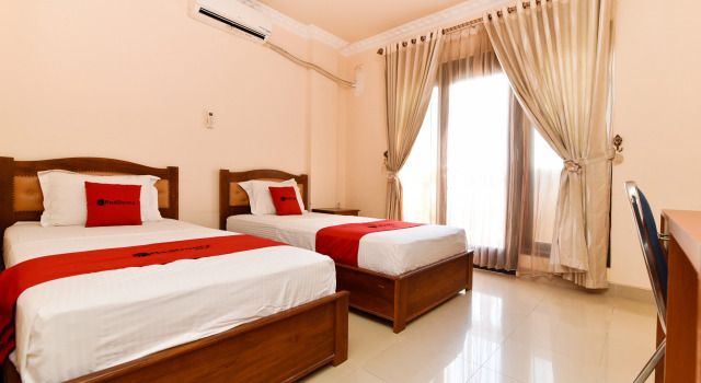 RedDoorz Premium near El Tari International Airport, Buchen Sie Hotel Kupang East Nusa Tenggara