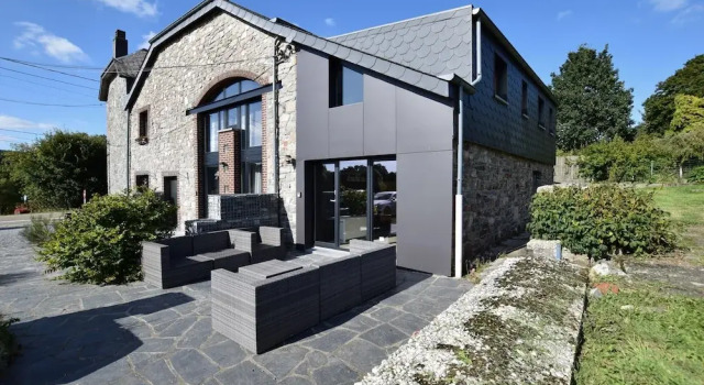 Charming Holiday Home in Sainte-ode With Terrace, Rezerwuj Dom wakacyjny Amberloup Belgia