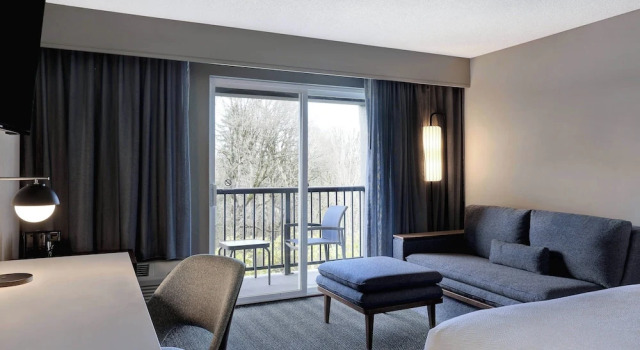 Люкс c 1 комнатой Courtyard by Marriott Portland Southeast/Clackamas