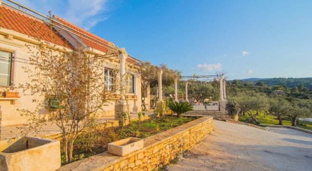Villa Roza, Book Villa Brac Island Omiš