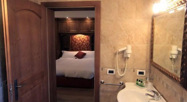 Трёхместный номер Comfort c 1 комнатой с балконом и с видом на горы Dolasilla Park Hotel