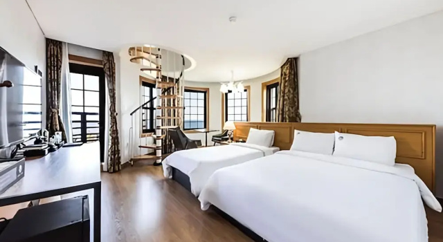 Двухместный номер Luxury с балконом и с видом на океан Gangneung Kyungpodae La-Mer Hotel