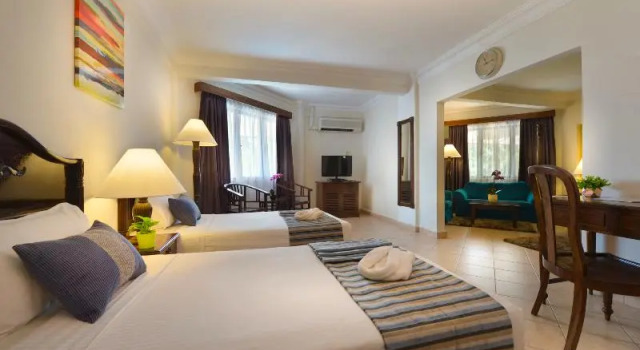 Standard Doppel Zimmer ēRYAbySURIA Cherating