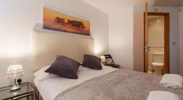 Liverpool City Centre Apartments - East Village, Забронировать Апартаменты/квартира Ливерпуль - центр города Ливерпуль