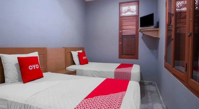 Люкс Collection O 89999 Hotel Bumi Kedaton Resort