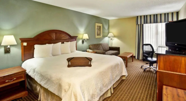 Студия Hampton Inn Cincinnati Airport-North