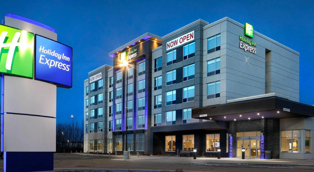 Holiday Inn Express Red Deer North by IHG, Book Hotel Red Deer Central Alberta