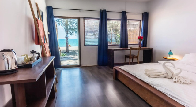 Mumsa Beach Resort & Restaurant