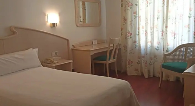 Одноместный номер Basic Hotel Lleó