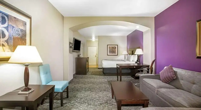 Люкс La Quinta by Wyndham Kyle - Austin South