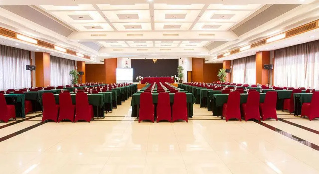 Lume'os Hotel Cempaka Putih