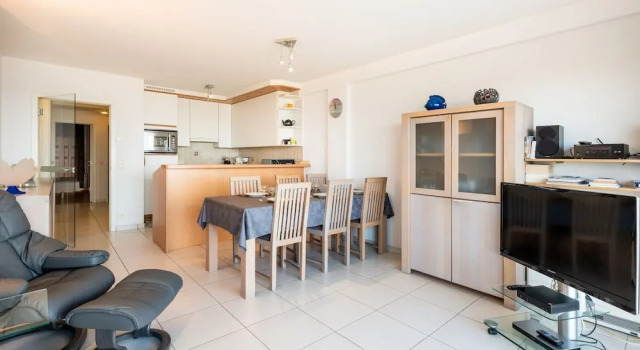 Apartment in Nieuwpoort by the Seafront, Rezerwuj Apartament Hotele w Bruksela z parkingiem, Parking
