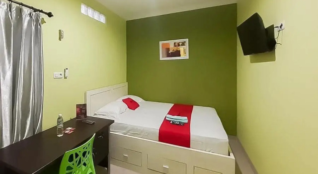 RedDoorz Syariah near Hermina Hospital Palembang 2, Rezerwuj Hotel Palembang Sumatra