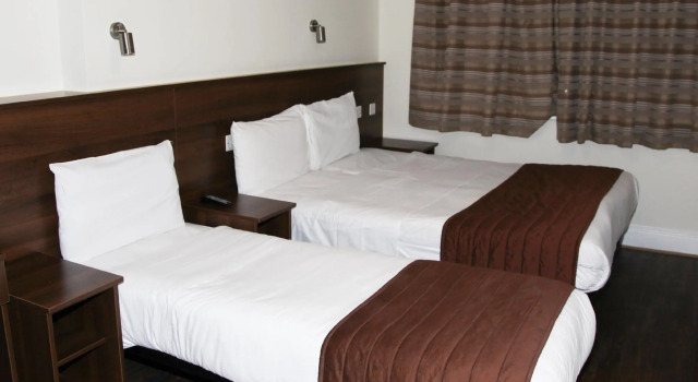 Трёхместный номер Standard Ascot Hyde Park Hotel