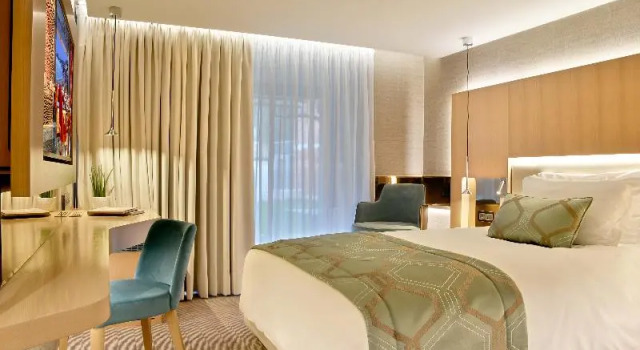 Двухместный номер Premium с балконом Maestral Resort & Casino