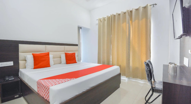 OYO 71106 A K Regency, Book Hotel Amritsar Punjab