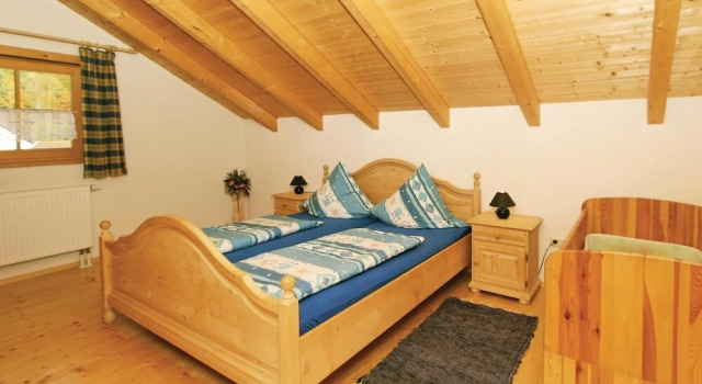 Nice Home in Bayerisch Eisenstein With 3 Bedrooms and Wifi, Varaa Hotelli Hotellit Baijeri pysäköinnillä, Pysäköinti