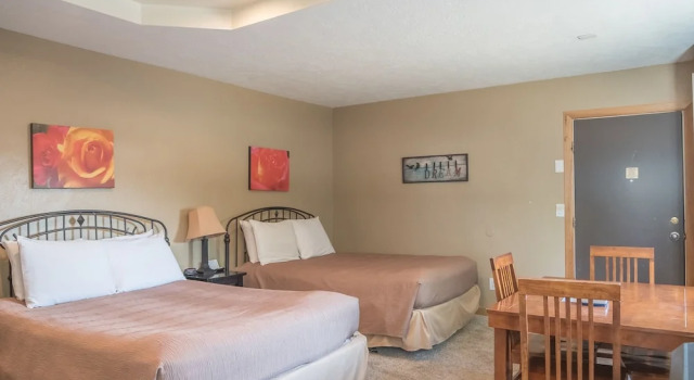 Люкс Deluxe Цокольный этаж Glacier Basecamp Lodge