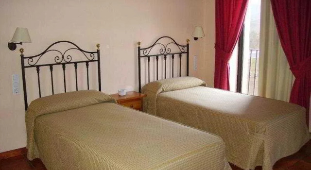 Nerets, Boek Hotel Tremp Lerida