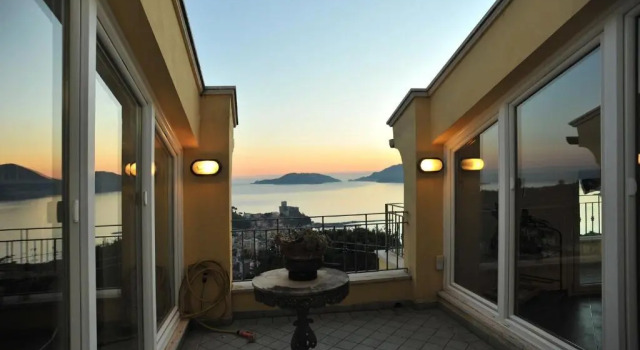 Апартаменты IL golfo artisti e poeti villa thea