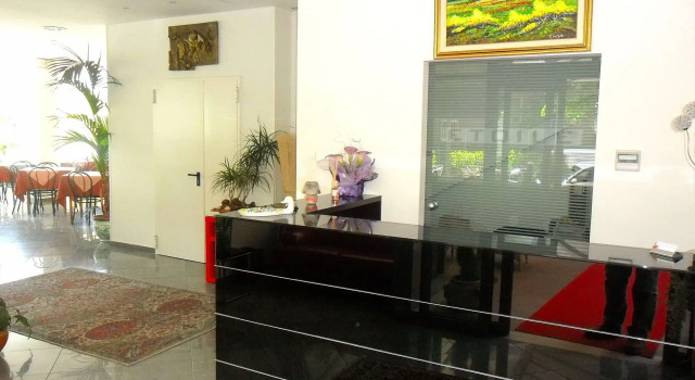 Hotel Etoile, Забронировать Отель Ривабелла Римини, рядом с Аквапарк Arenas Water