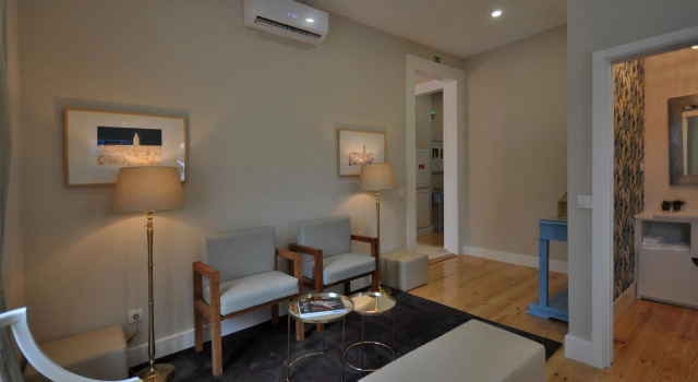 Porto Charming Hotel