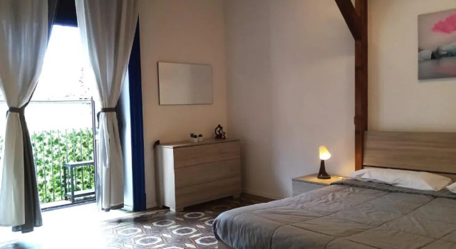 Коттедж с 2 комнатами Christian's House