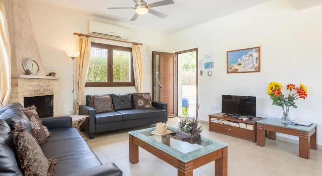 Вилла с 3 комнатами Villa Tsikkos Tessera