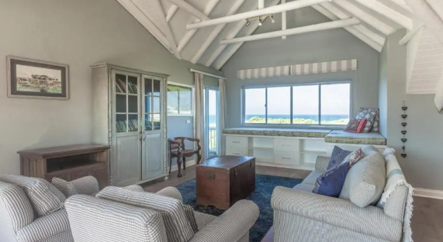 Вилла Executive Cape St Francis Beach Break Villas and Cottages