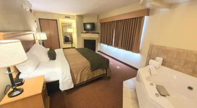 Двухместный люкс c 1 комнатой AmeriVu Inn and Suites - Waconia