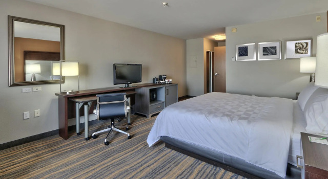 Двухместный номер Standard Holiday Inn & Suites Albuquerque-North I-25 by IHG
