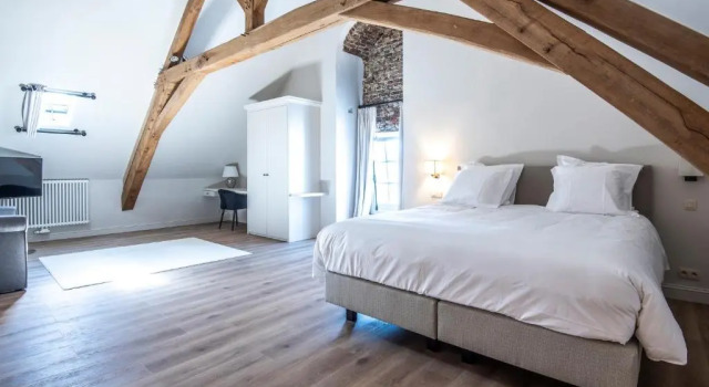 Bed & Breakfast Jezuietenplein 21, Rezerwuj Hotel Hotele w Bruksela z parkingiem, Parking