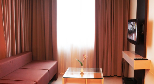 Solo Paragon Hotel & Residences